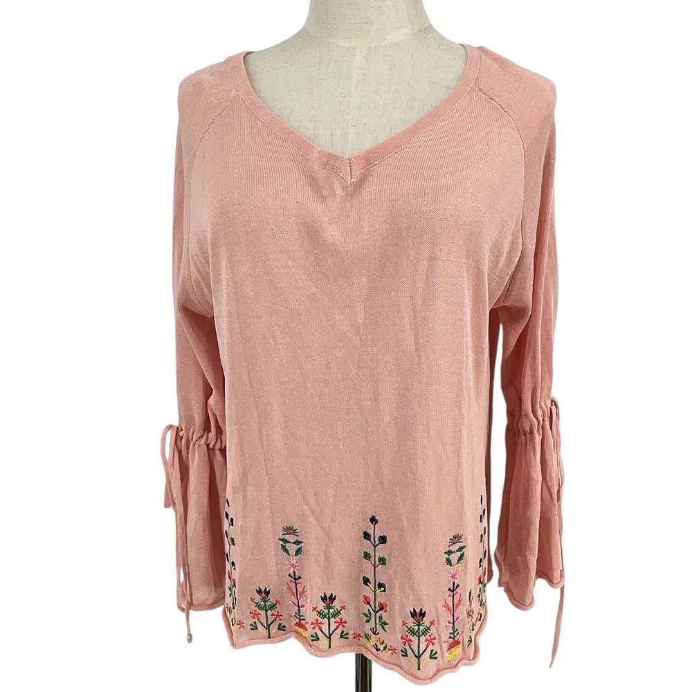 Selfie Couture By Trendology Pink Embroidered Bell‎ Sleeve V Neck Sweater Top